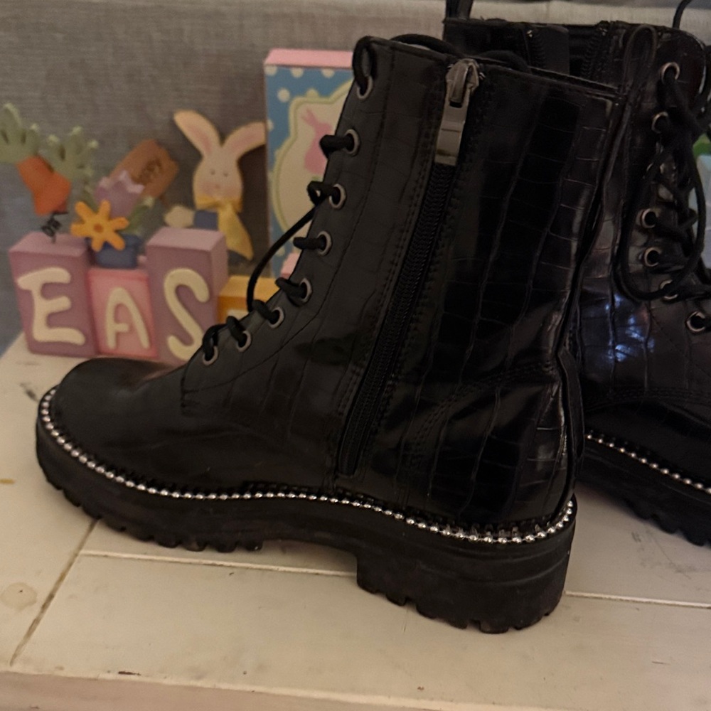 Black Lace-Up Platform Combat Boots Womans 6.5 - Picture 7 of 7